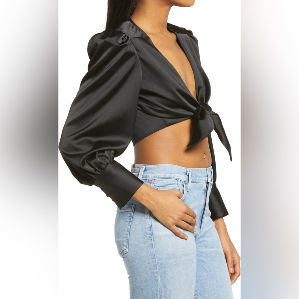 WAYF Black Satin Alcott Long Sleeve Tie Up Knot Crop Top Blouse Size Large